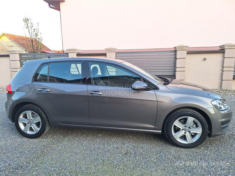 Volkswagen Golf 7 1.6 DSG HighLine