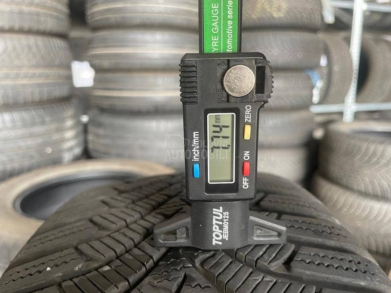 Hankook 205/55 R16 Zimska