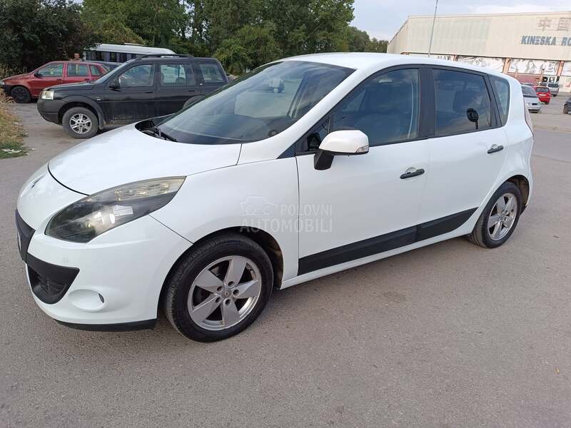 Renault Scenic 1.5 dci