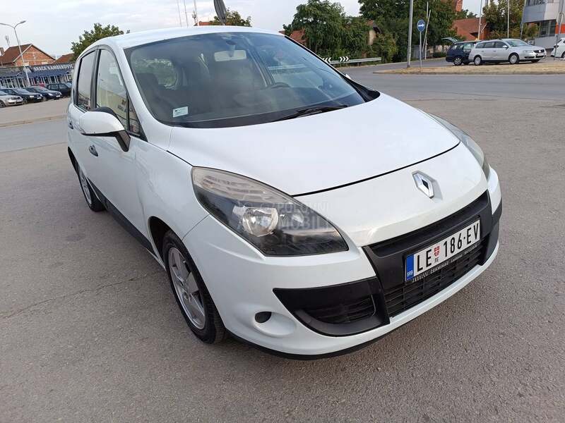 Renault Scenic 1.5 dci
