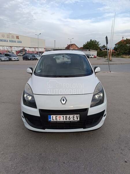 Renault Scenic 1.5 dci