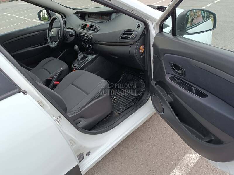 Renault Scenic 1.5 dci