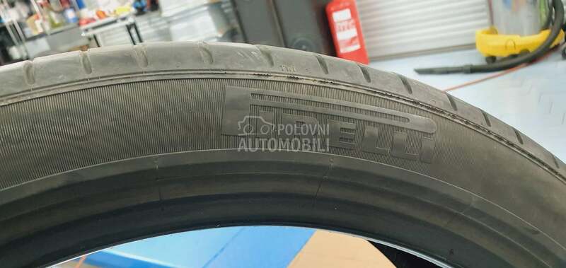 Pirelli 255/40 R21 Letnja