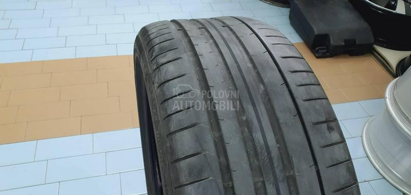 Pirelli 255/40 R21 Letnja