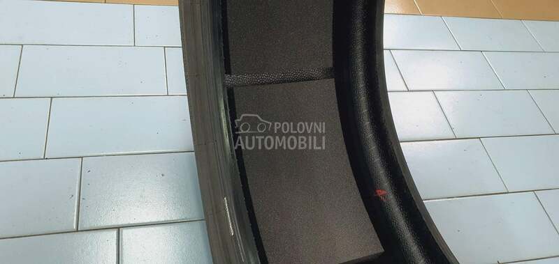 Pirelli 255/40 R21 Letnja