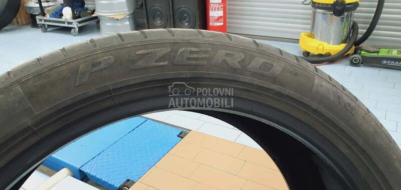 Pirelli 255/40 R21 Letnja