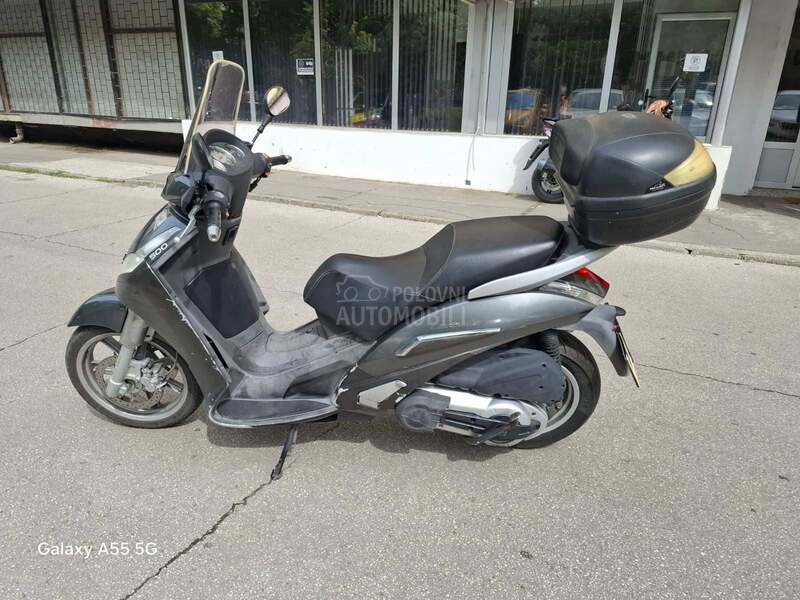 Peugeot geopolis
