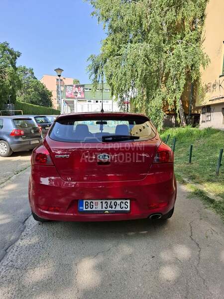 Kia pro_cee`d 