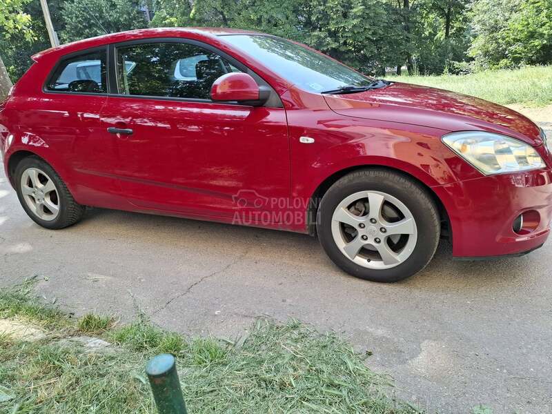 Kia pro_cee`d 