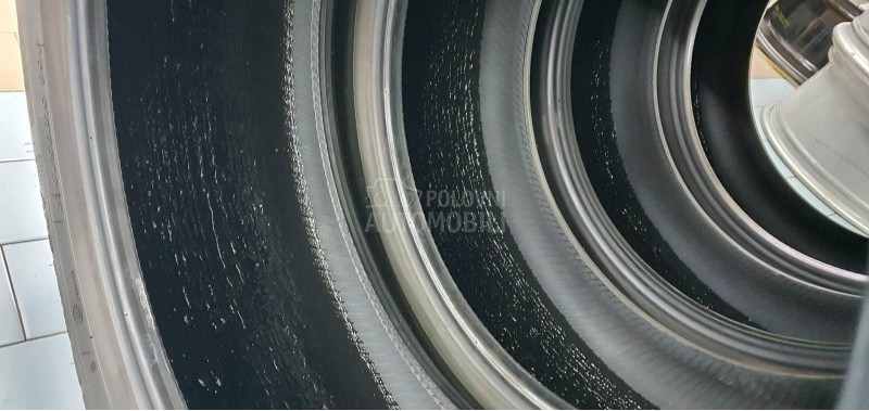 Hankook 235/50 R19 Letnja