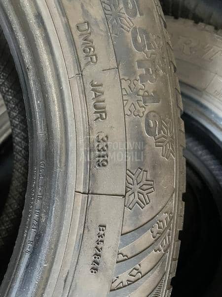 Dunlop 225/55 R16 Zimska
