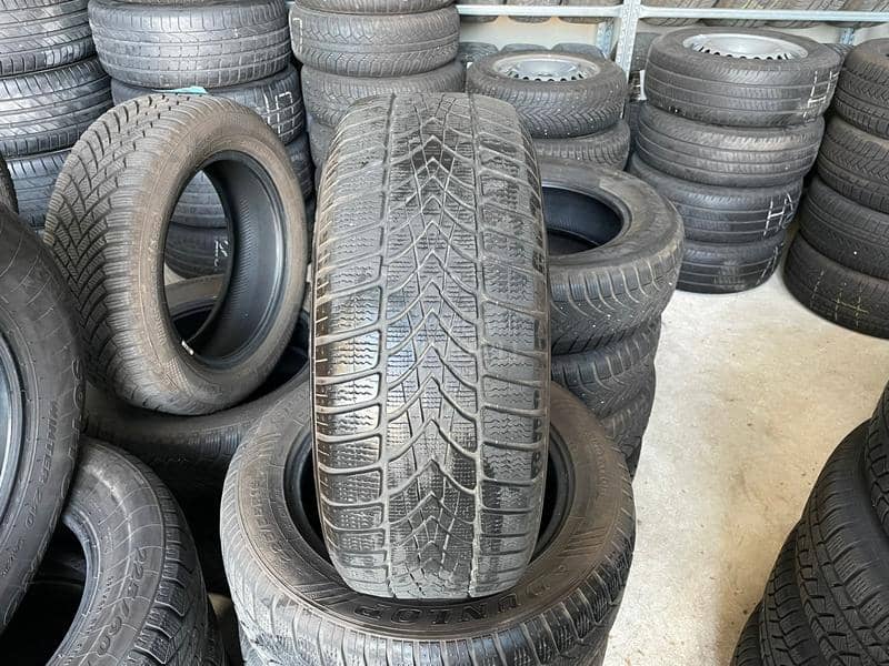 Dunlop 225/55 R16 Zimska