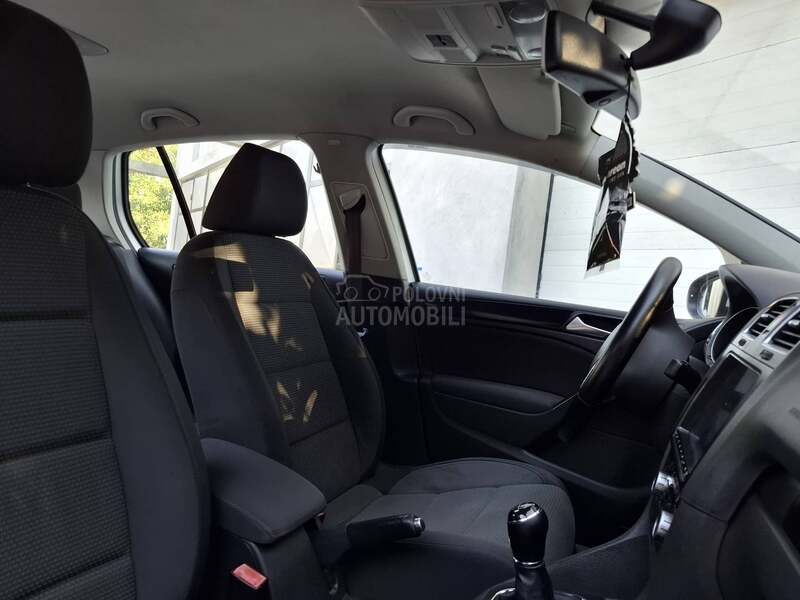 Volkswagen Golf 6 1.6tdi,highline