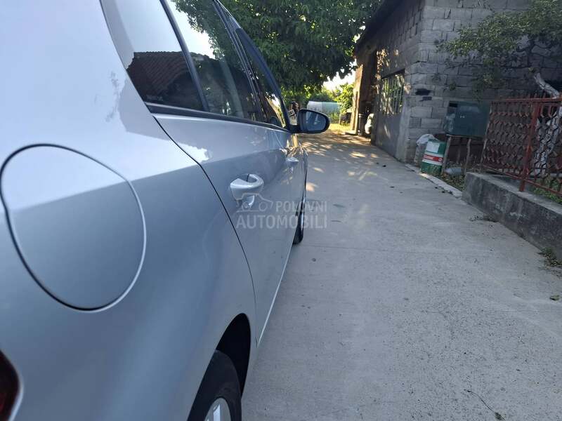 Volkswagen Golf 6 1.6tdi,highline