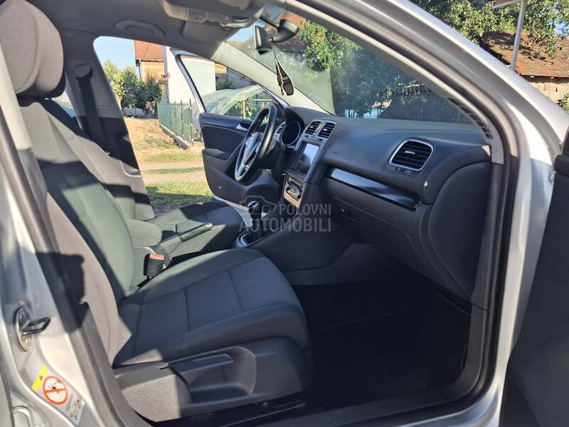Volkswagen Golf 6 1.6tdi,highline