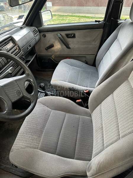 Volkswagen Golf 2 gt