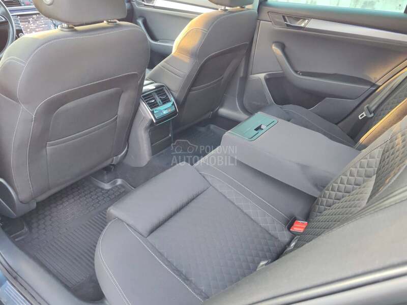 Škoda Superb 1.6 TDI DSG TOOP