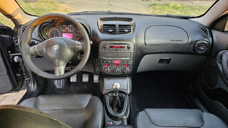 Alfa Romeo GT QV
