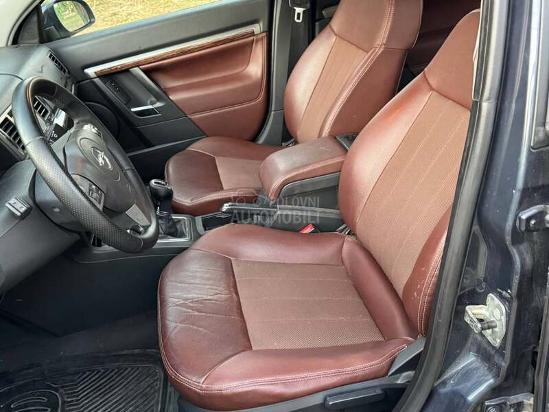Opel Signum 1.9 150