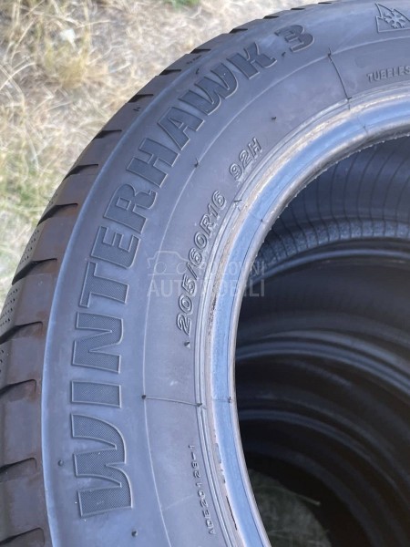 Firestone 205/60 R16 Zimska