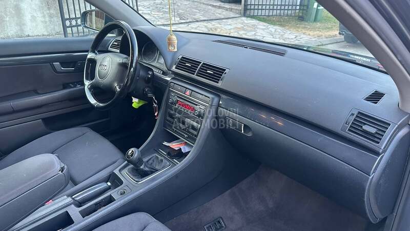 Audi A4 1.9 TDI IZUZEETAN