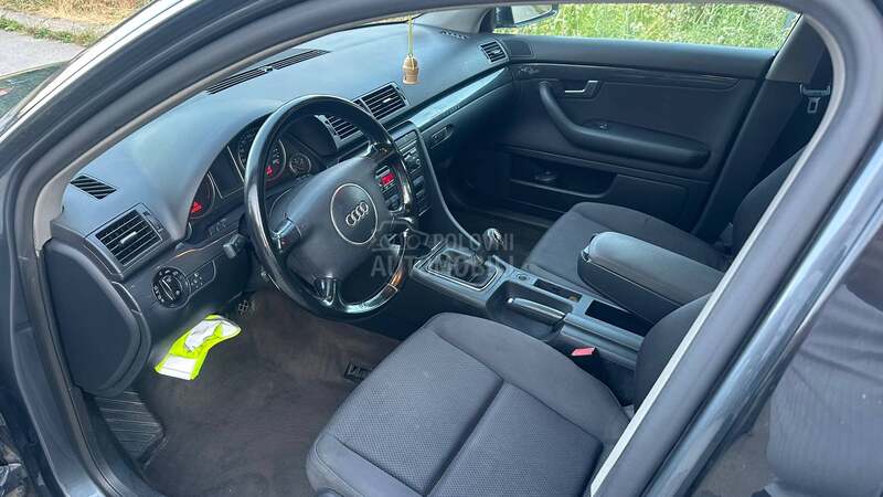 Audi A4 1.9 TDI IZUZEETAN
