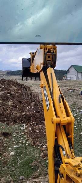 JCB 4CX