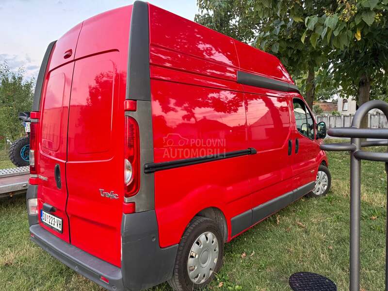 Renault Trafic Maxi 150dci