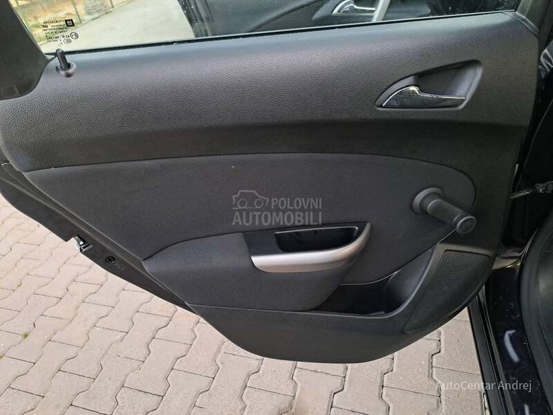 Opel Astra J 1.7 CDTI
