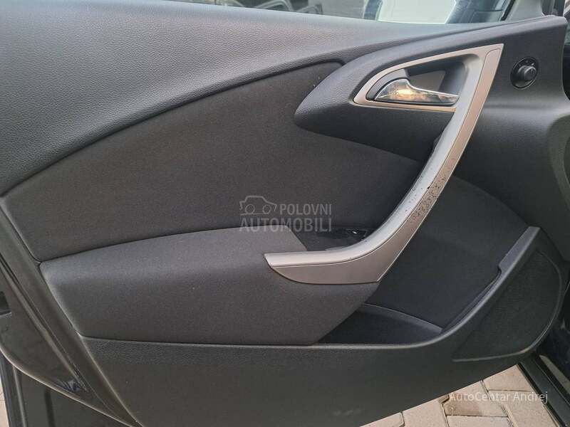 Opel Astra J 1.7 CDTI