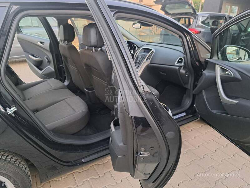 Opel Astra J 1.7 CDTI