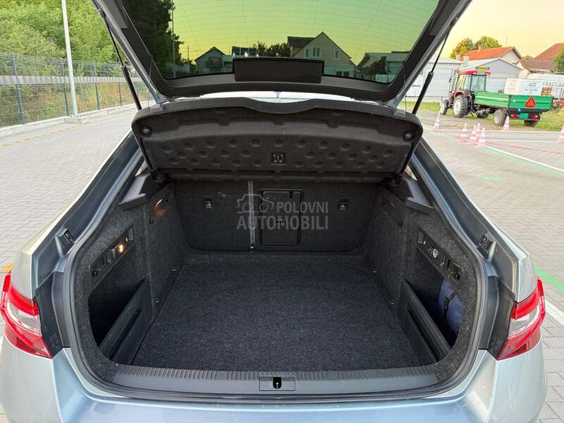 Škoda Superb 1.6 TDI BLACK