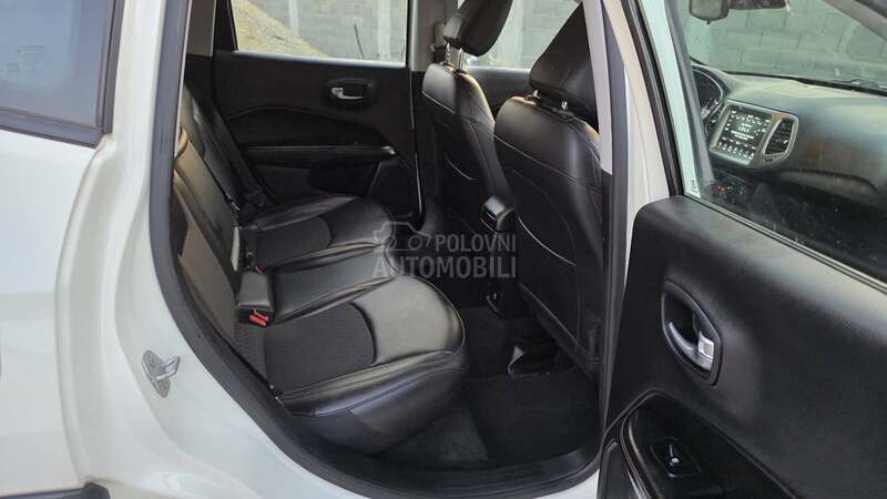 Jeep Compass 1.6MJTD PERLA