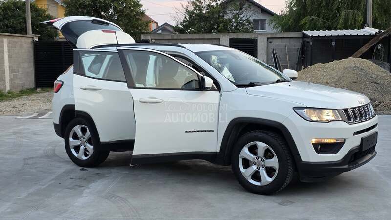 Jeep Compass 1.6MJTD PERLA