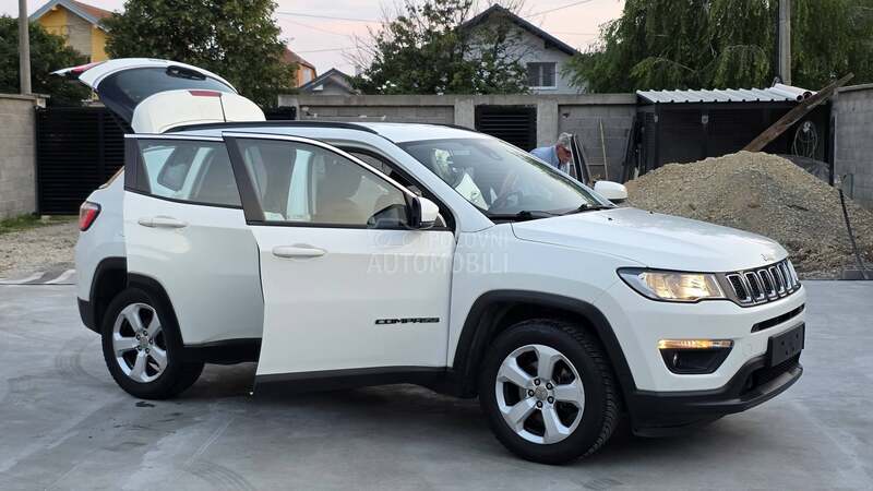 Jeep Compass 1.6MJTD PERLA