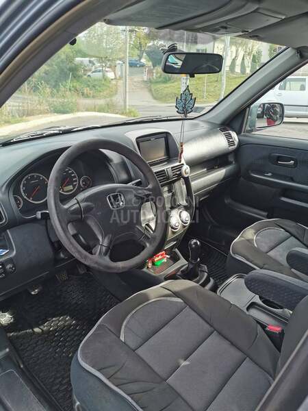 Honda CR-V 2.0 B