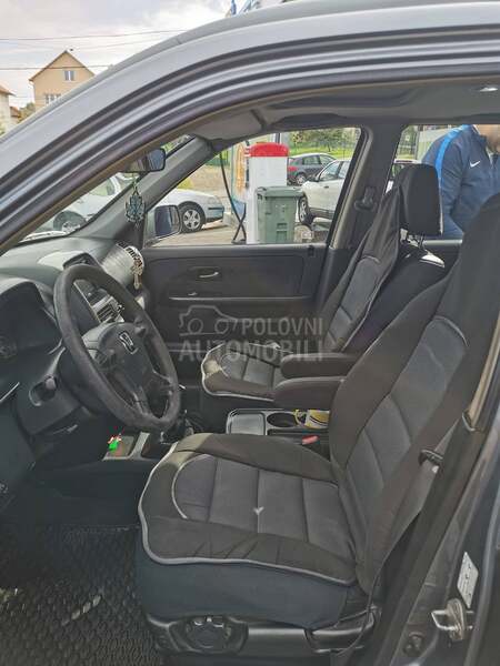 Honda CR-V 2.0 B