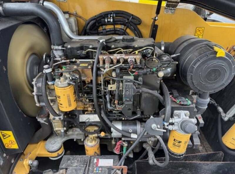 CAT TH407C 7.3M