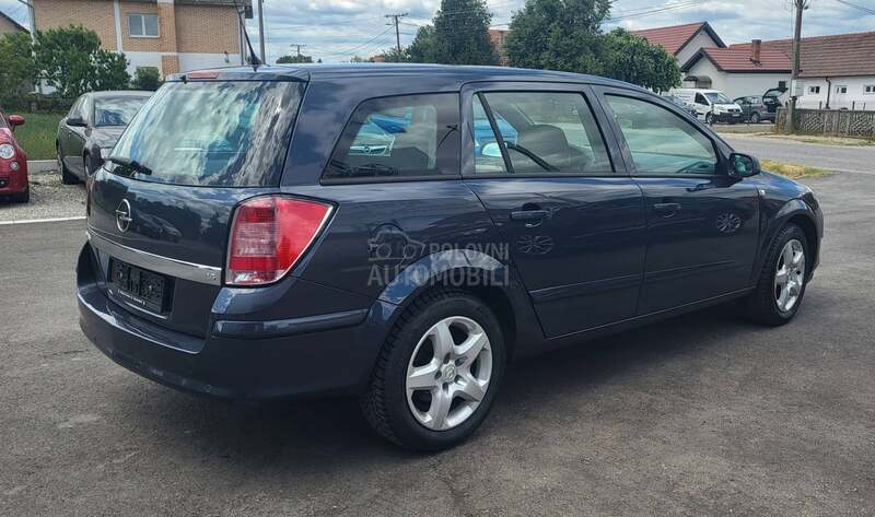 Opel Astra H 1.6 b