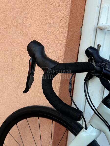 Specialized Diverge 28 Carbon