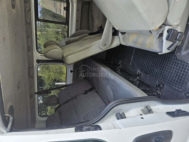 Opel Vivaro 2.5CDTI