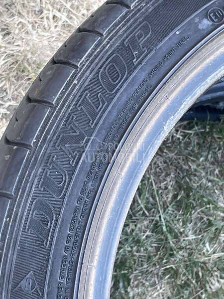 Dunlop 235/45 R18 Letnja