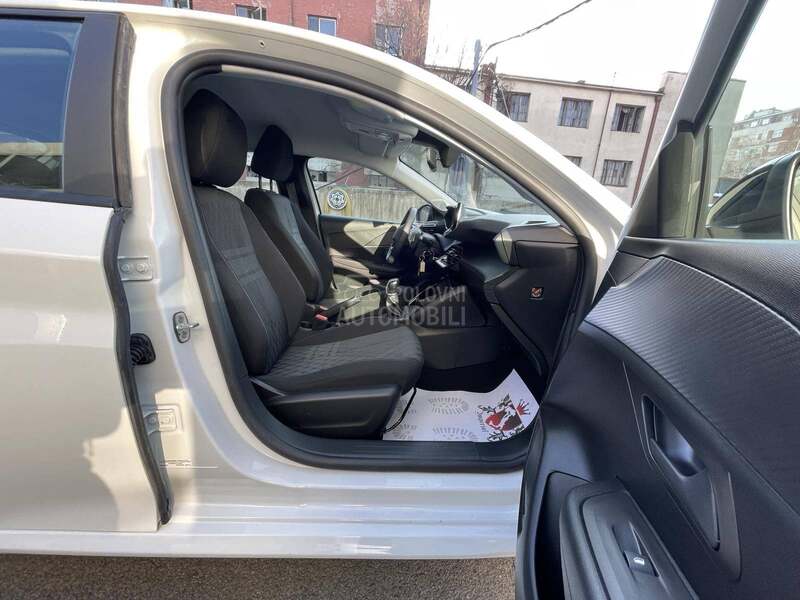 Peugeot 208 1.2 B