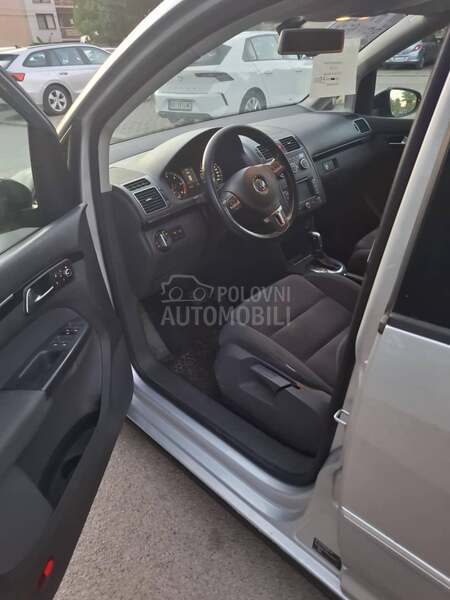 Volkswagen Touran DSG LED