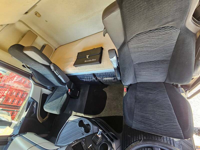 Mercedes Benz ACTROS 1845