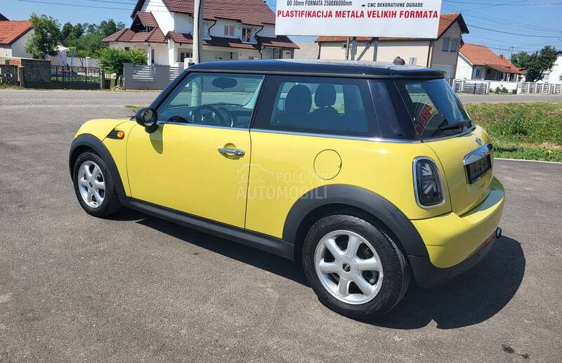 MINI Cooper 1.6 AUTO.M.A.T.I.K