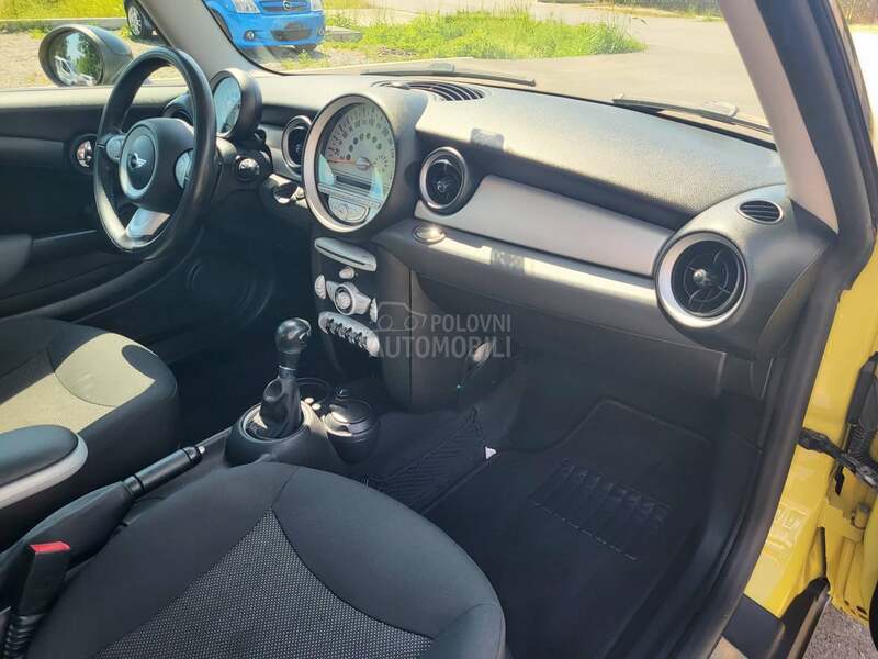 MINI Cooper 1.6 AUTO.M.A.T.I.K