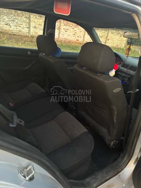 Volkswagen Golf 4 GOLF 4 1.9 TDI
