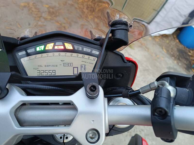 Ducati hyperstrada 939