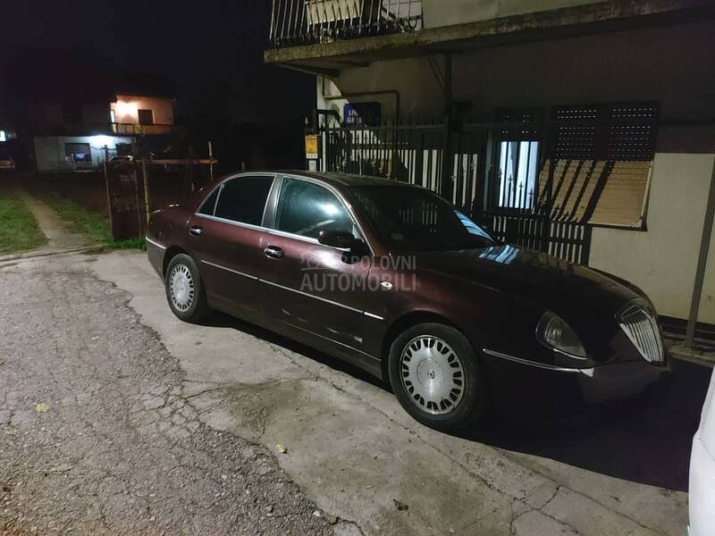 Lancia Thesis 
